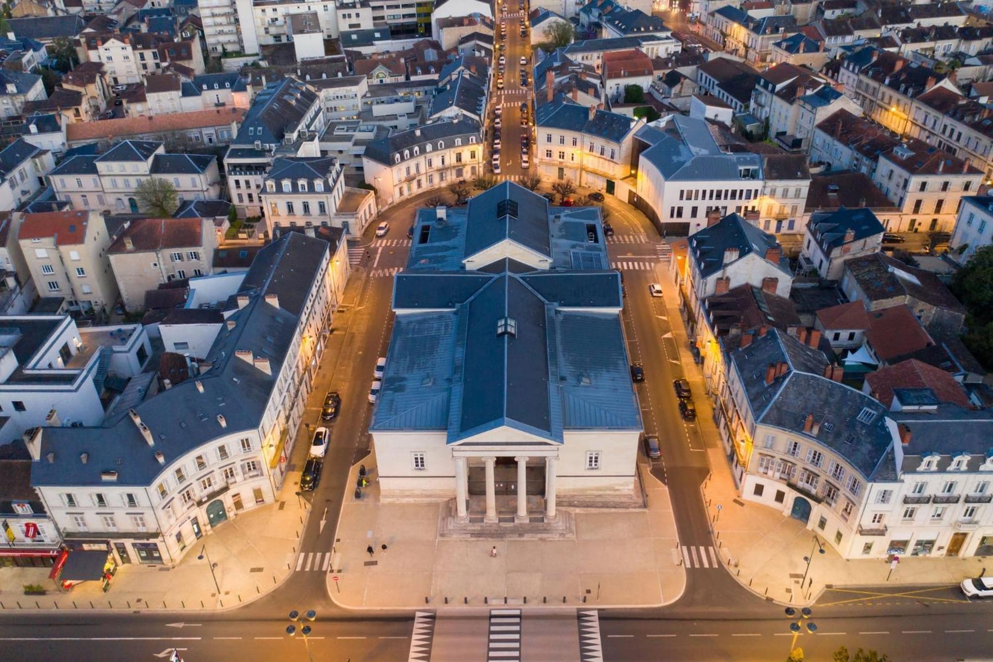 L' Echafaud - Apparts De Standing - Centre Historique Perigueux Exterior photo